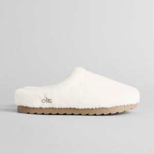 Alo Yoga Sherpa Recovery Slipper in the ivory color